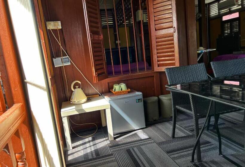 Семейный Номер Deluxe, Kejora Homestay
