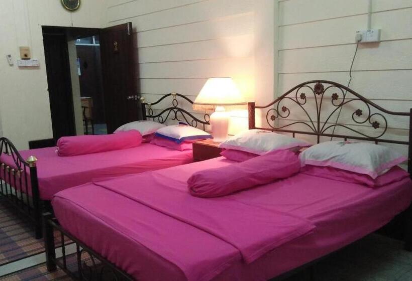 ３ベッドルームハウス, Teratak Ibunda Guest House