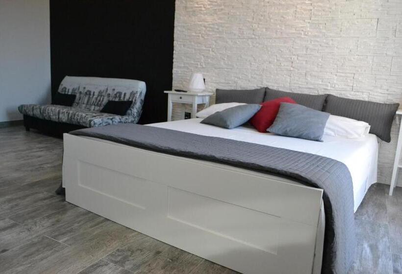 Номер Deluxe с Балконом, B&b O Casteddu