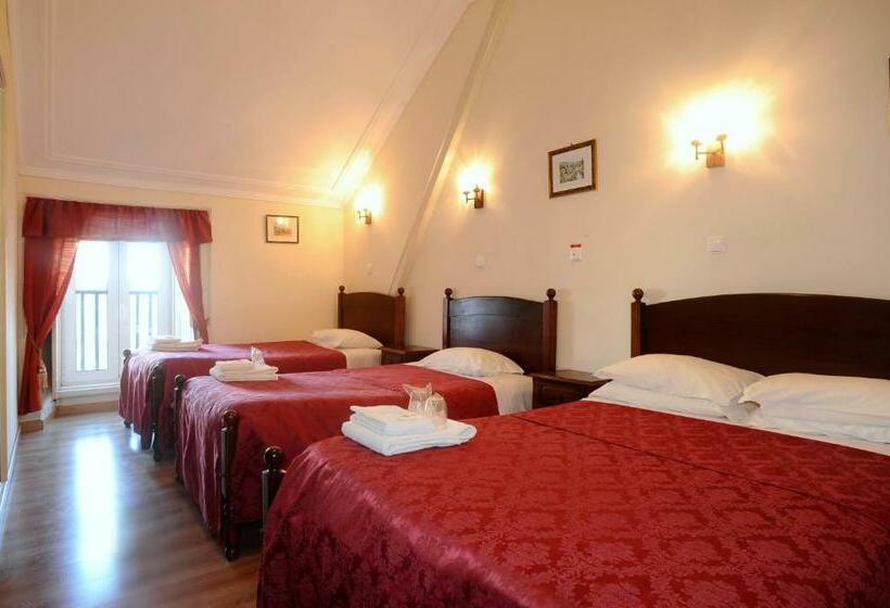 Номер Стандарт Трехместный, Central Guest House