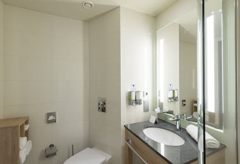 اتاق خانوادگی, Hampton By Hilton Berlin City Centre Alexanderplatz