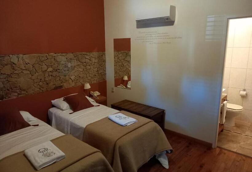 디럭스 룸 킹사이즈 침대, Posada Boutique Le Vrero