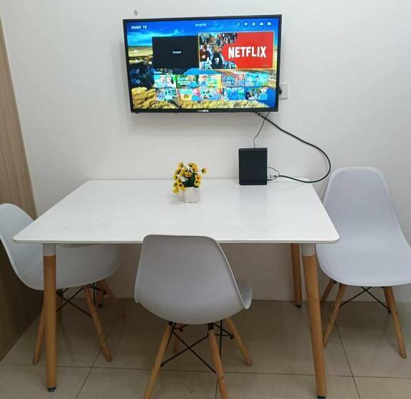 침실 1개 발코니 아파트, Shell Residences