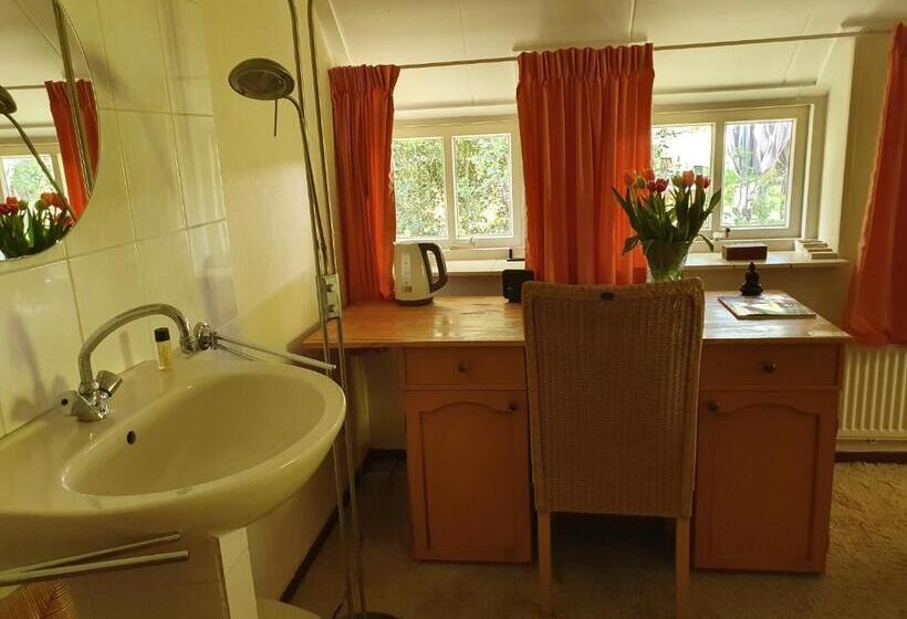 Семейный Номер, B&b Rezonans