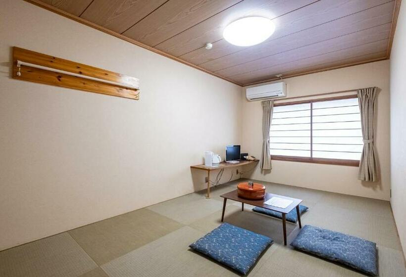 اتاق استاندارد با سرویس بهداشتی مشترک, Kawaguchiko Station Inn