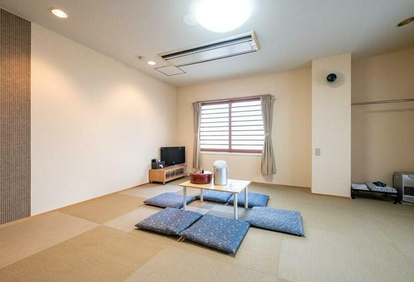 اتاق استاندارد چهارنفره با سرویس بهداشتی مشترک, Kawaguchiko Station Inn