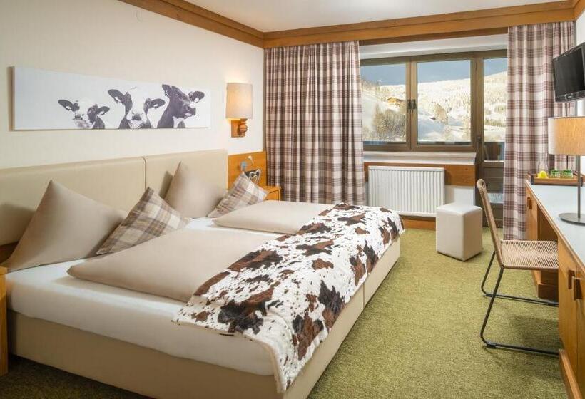 Habitación Estándar, Pension Schattberg