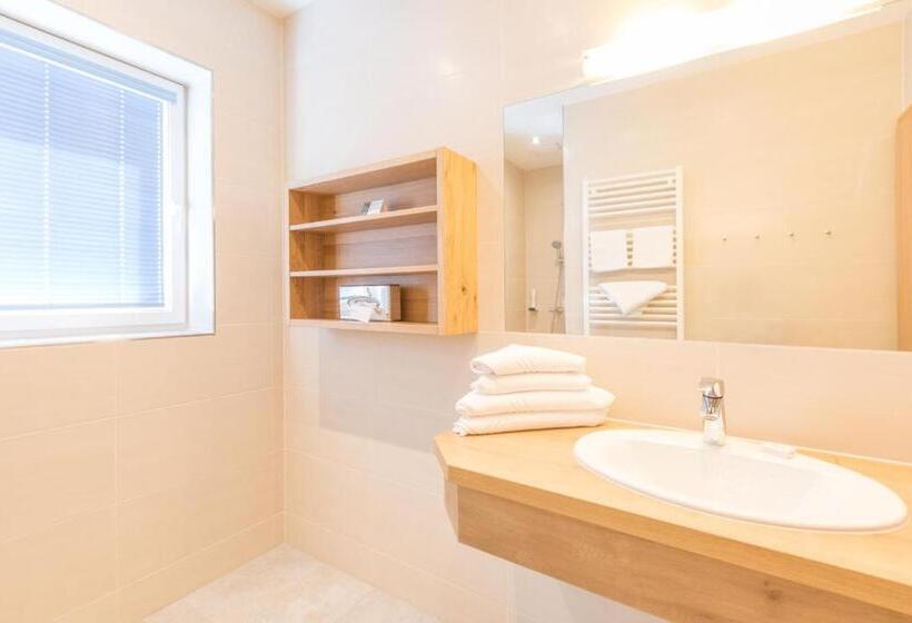 Suite Familiar, Panoramahotel Gürtl