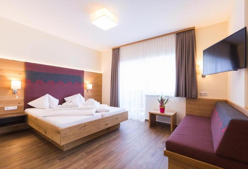 Suite Familiar, Panoramahotel Gürtl