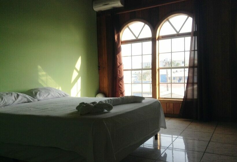 اتاق استاندارد, Amelia Guest House