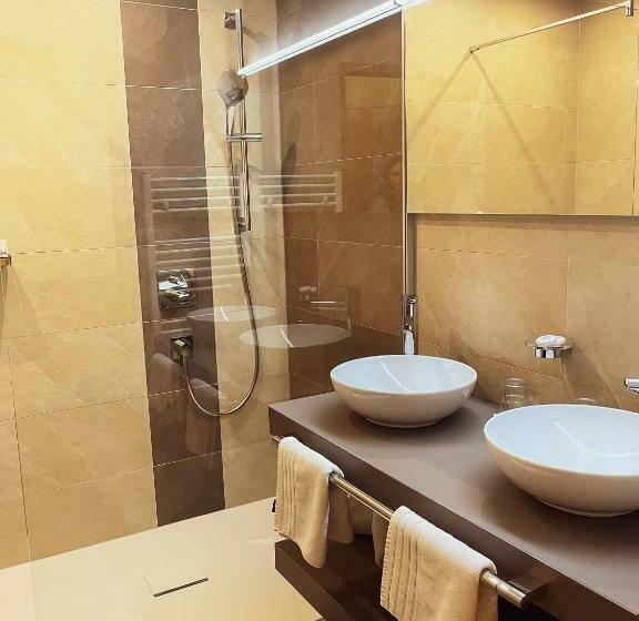 سوییت سوپریور, Kärnten