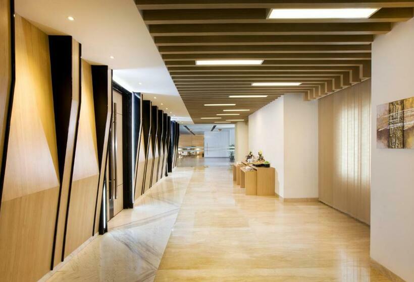 Номер Superior, Santika Mega City  Bekasi