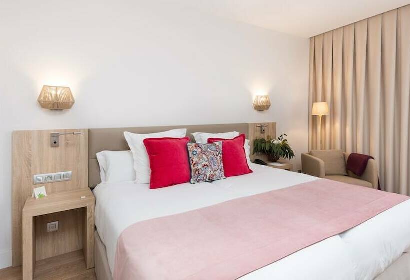 Номер Deluxe, La Laguna Gran Hotel