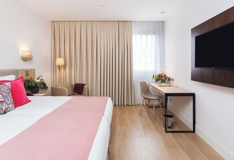 Номер Deluxe, La Laguna Gran Hotel
