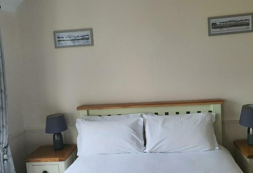 غرفة قياسية مطلّة علي البحر, Padraicins B&b