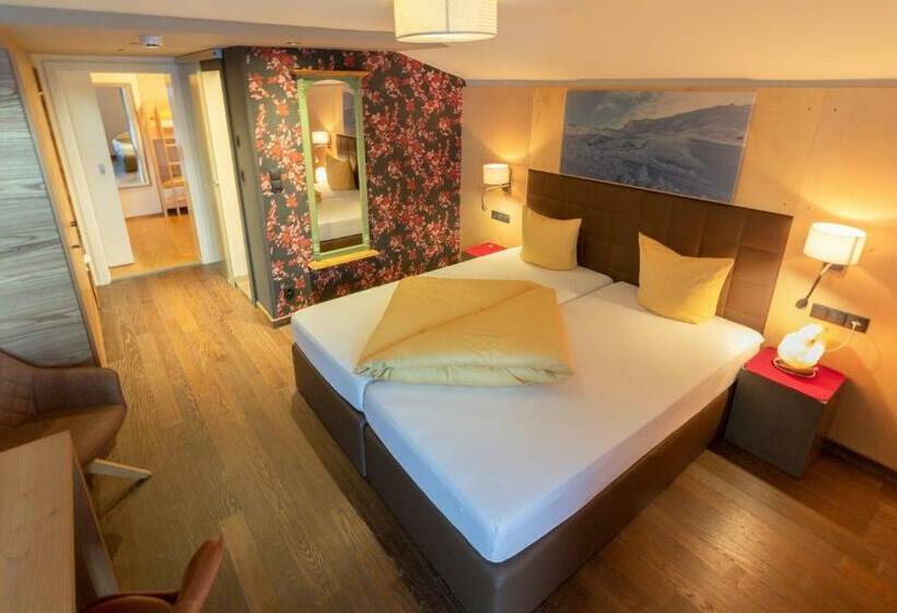اتاق استاندارد با بالکن, Wohlfühlhotel Hubertushof