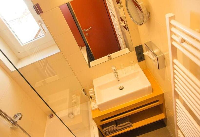 غرفة كمفورت مع بلكونة, Wohlfühlhotel Hubertushof