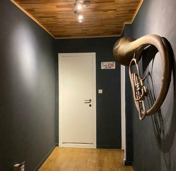 Номер Стандарт Трехместный, B&b Music City