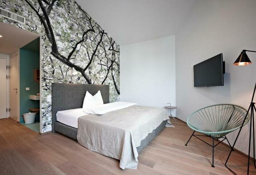 Номер Стандарт, Badhaus   Hotel/restaurant/café