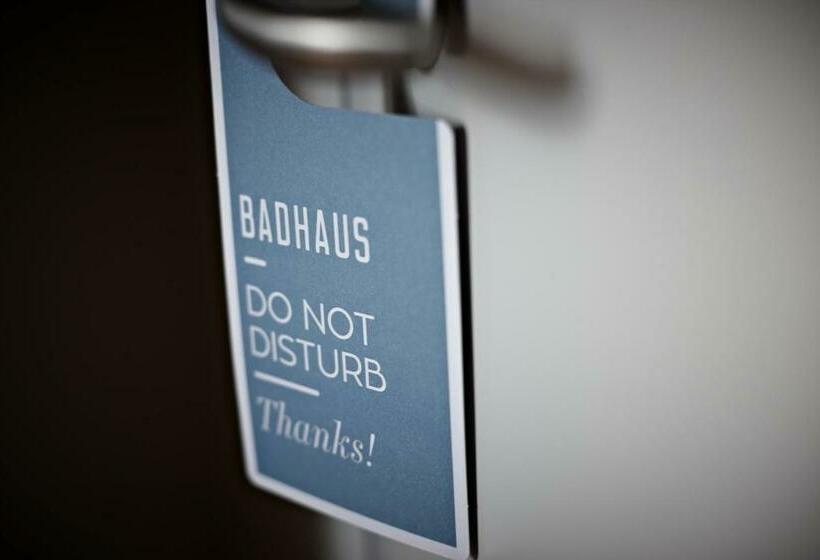 Номер Стандарт, Badhaus   Hotel/restaurant/café