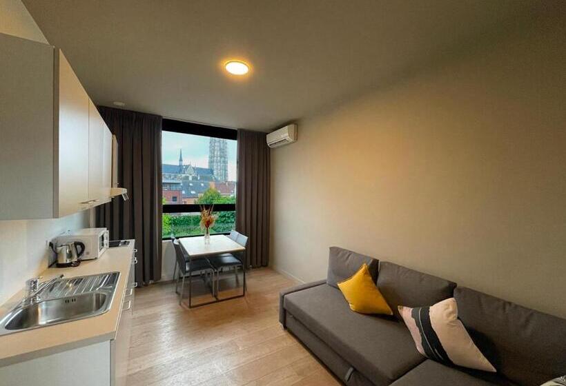 Suite, Elisabeth