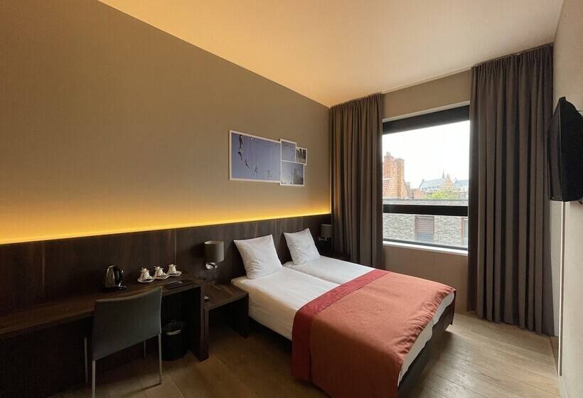 Standard Triple Room, Elisabeth
