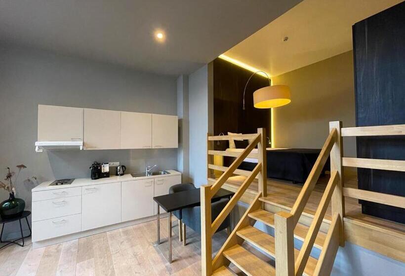 Suite, Elisabeth