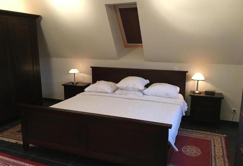 Люкс Повышенной Комфортности, La Chaumiere