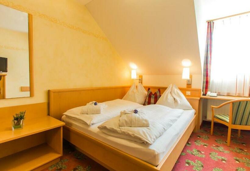 基本间, Landhotel Drei Eichen