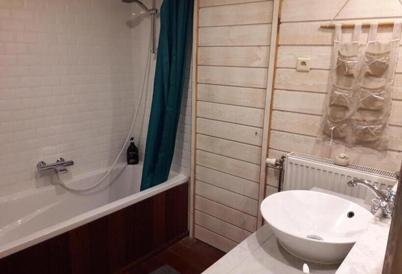 اتاق استاندارد چهار تخته, B&b Le Bonimenteur