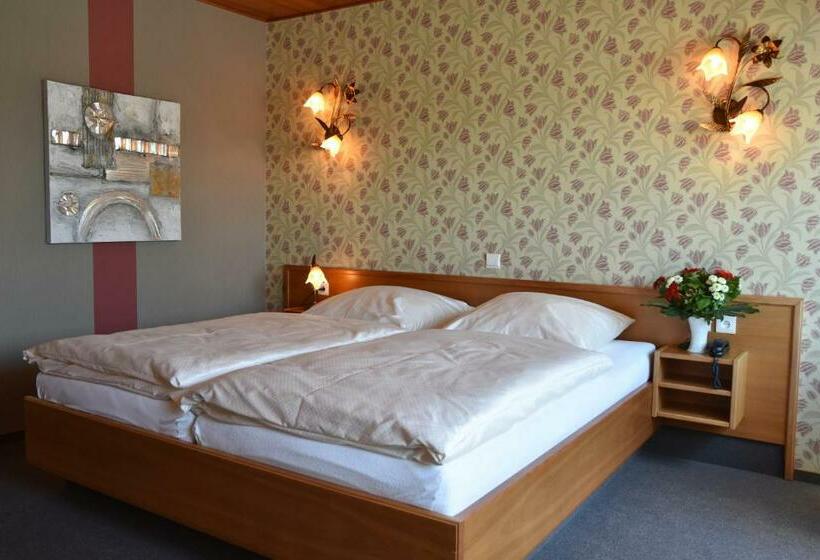 Номер Комфорт, Haus Tiefenbach