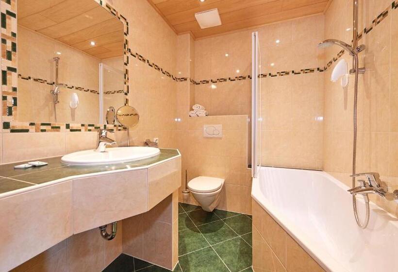 Номер Стандарт с Балконом, Jagdhof