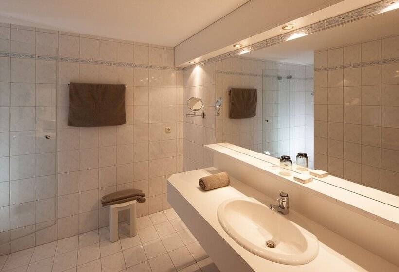 Номер Стандарт, Omesberg