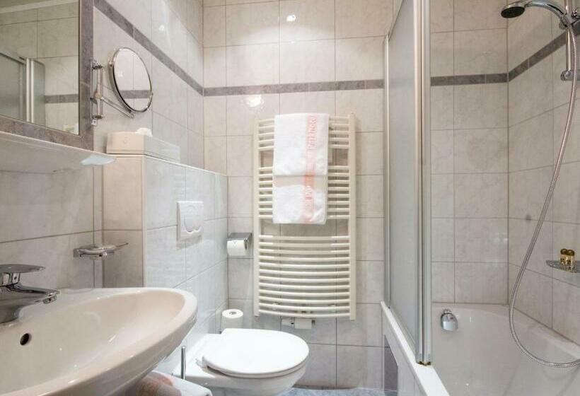 Номер Стандарт, Parkhotel Sölden
