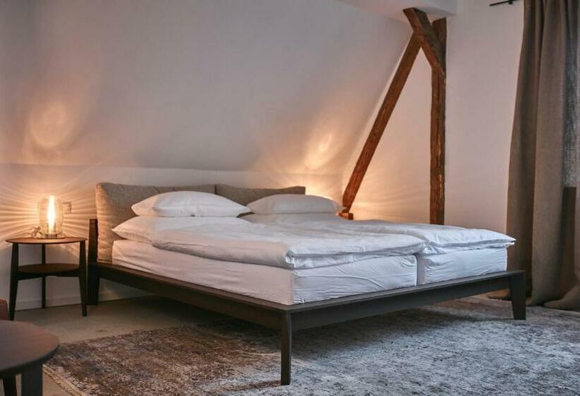 Номер Стандарт, Residenz Velich