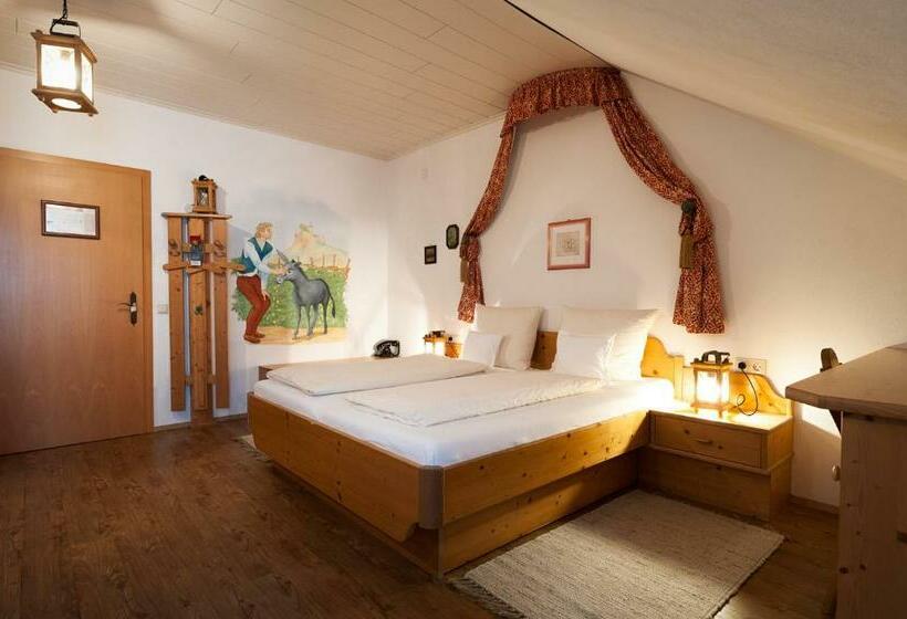 スタンダードルーム, Märchenhotel Waldpension Nebelstein