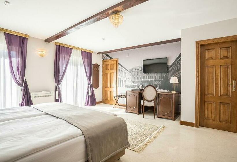 اتاق لوکس, Splendida Palace