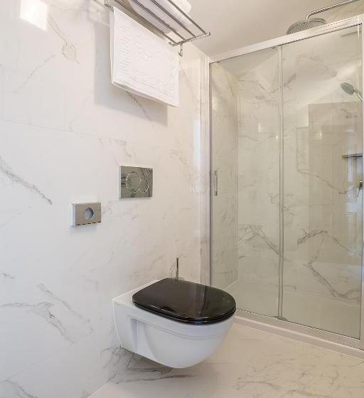 اتاق سوپریور با بالکن, Splendida Palace