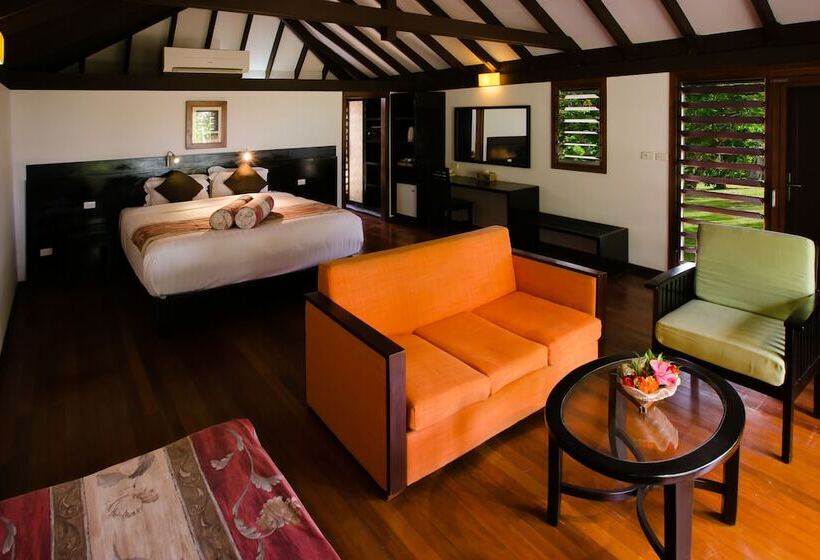 Bungalow Deluxe, Mana Island Resort & Spa   Fiji