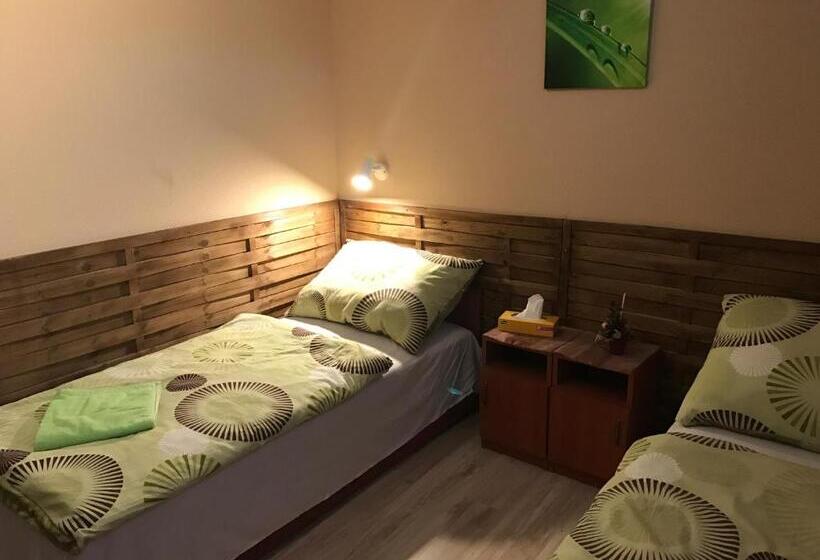 Номер Стандарт, Abszolút Hotel és Panzió