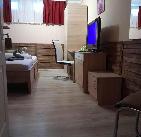 Номер Стандарт, Abszolút Hotel és Panzió