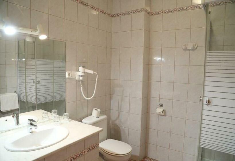 Номер Стандарт Трехместный, Hajdú Kastély