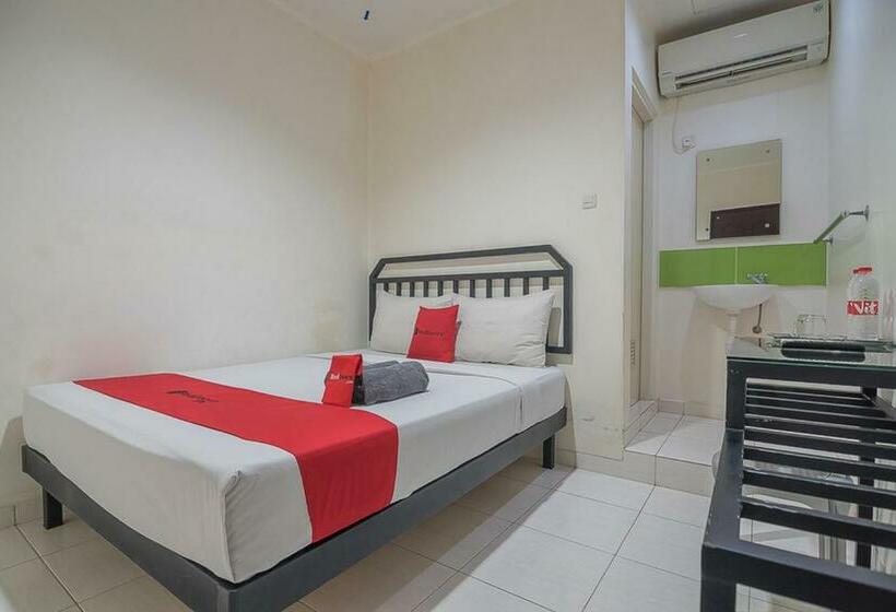 Номер Стандарт, Reddoorz Near Nagoya Citywalk Batam 2