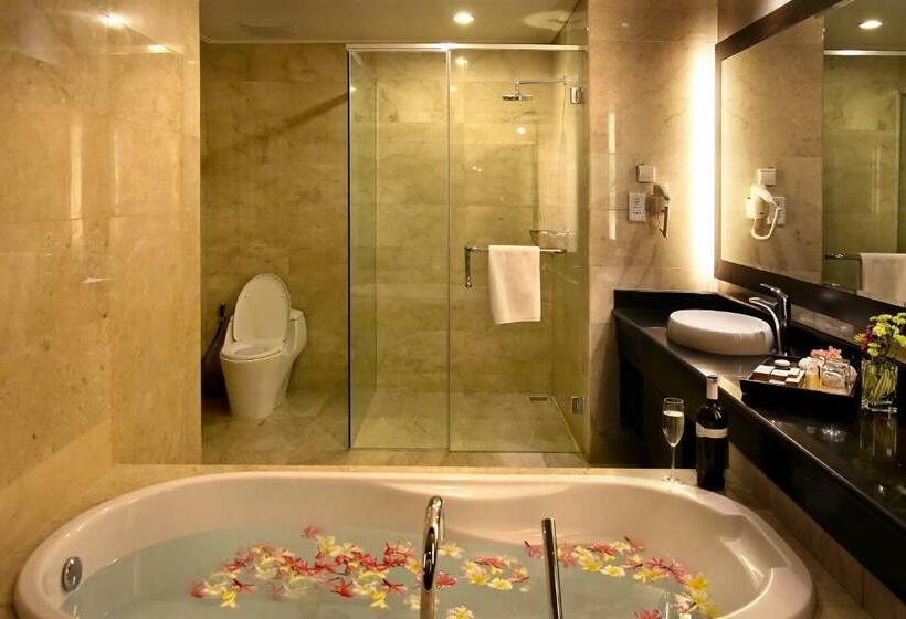 Номер Премиум Вид на Сад, The Singhasari Resort Batu