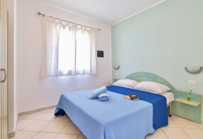 آپارتمان 1 خوابه با چشم‌انداز دریا, Residence With Swimming  Pool In Badesi