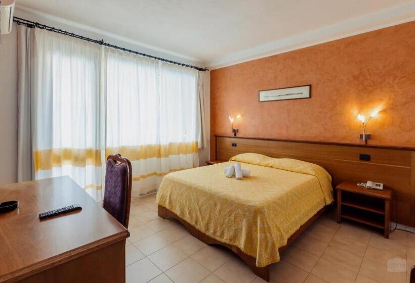 Номер Стандарт, Malaspina Hotel & Resort