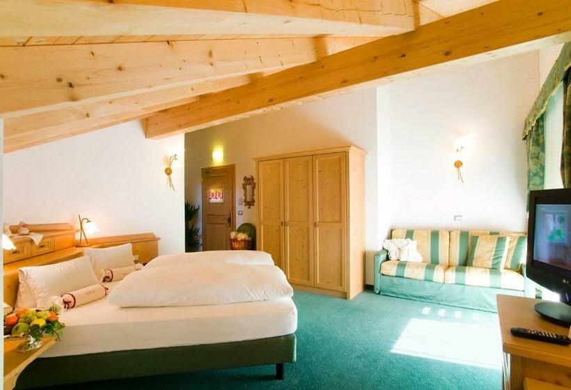 带阳台的高级房间, Adults Only Hotel Grafenstein