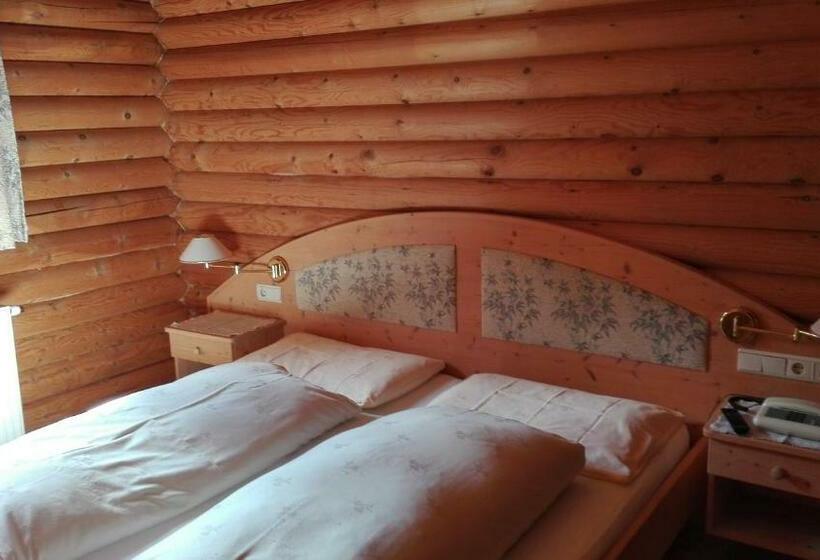 Номер Стандарт Трехместный, Pensione Valbona