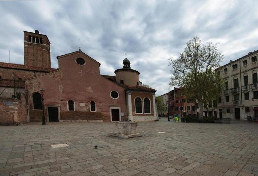 Standard Single Room Shared Bathroom, San Giacomo Venezia