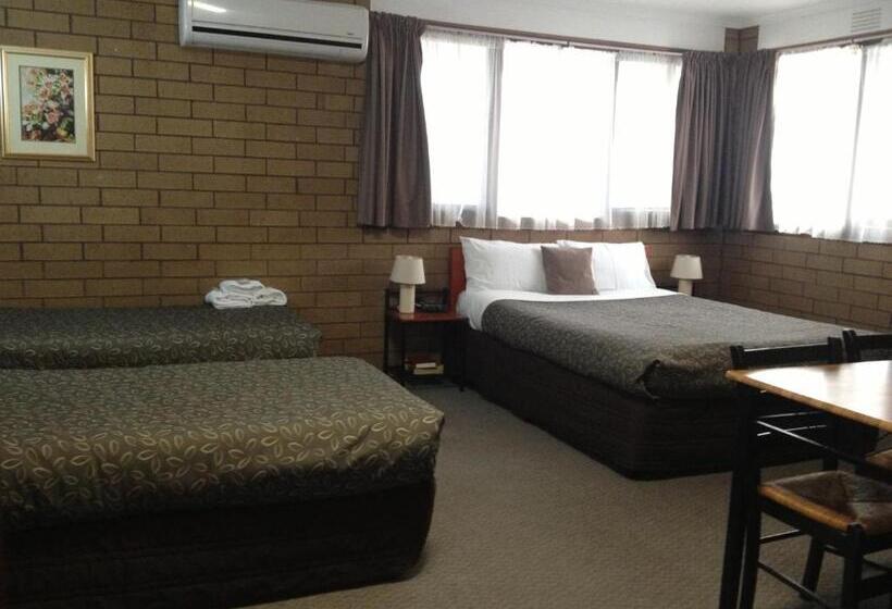 Семейный Номер, Rippleside Park Motor Inn
